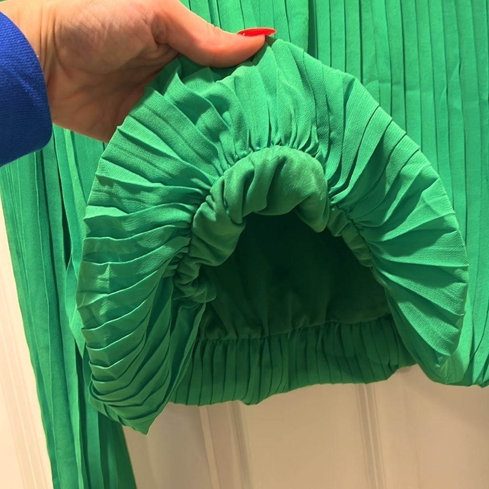 Jealous Tomato boutique St Patrick’s Day Green pleated bubble top elastic waist - Picture 4 of 6